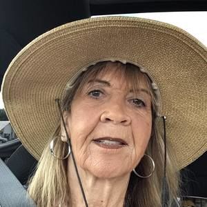 Meet your Posher, Cindy